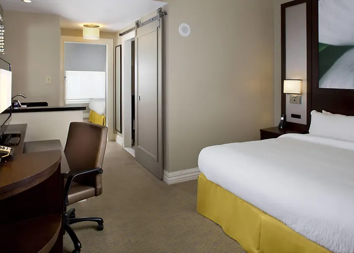 Courtyard By Marriott New Orleans French Quarter/Iberville