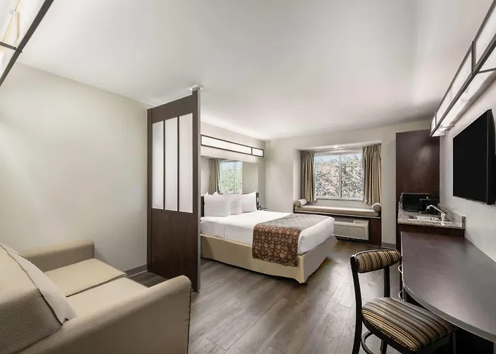 Microtel Inn & Suites By Wyndham Pearl River/Slidell